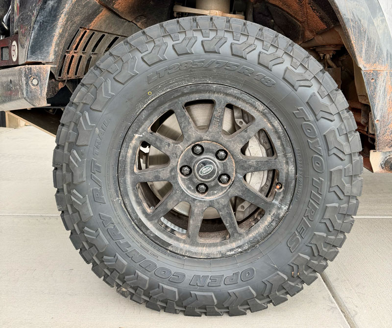 Land Rover Defender off-road tires